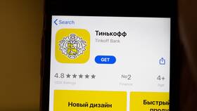 Как переводить деньги с Тинькофф на Сбербанк в Инсити